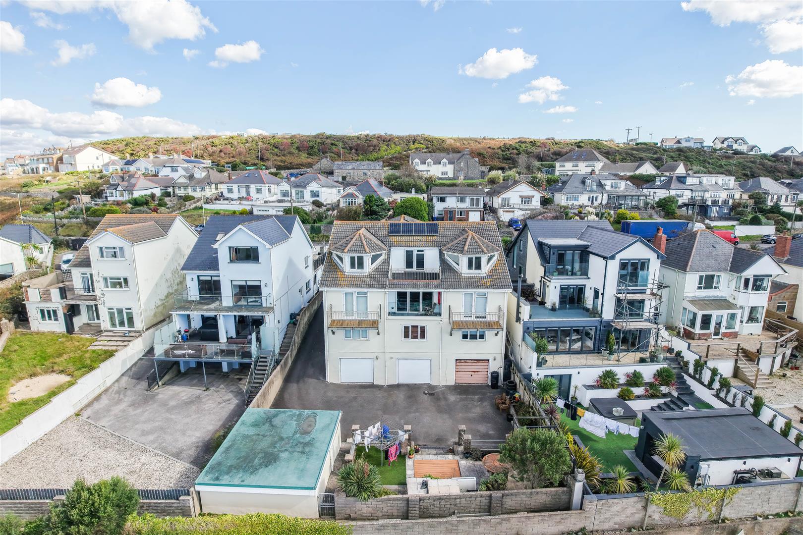 Rivermouth Court, Main Road, Ogmore-by-Sea, CF32 0PD